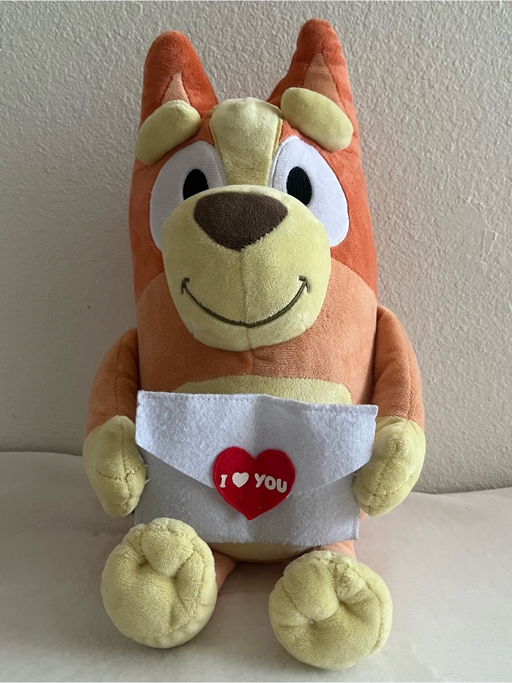 Bingo Plush Toy with 'I ♥ You' Envelope